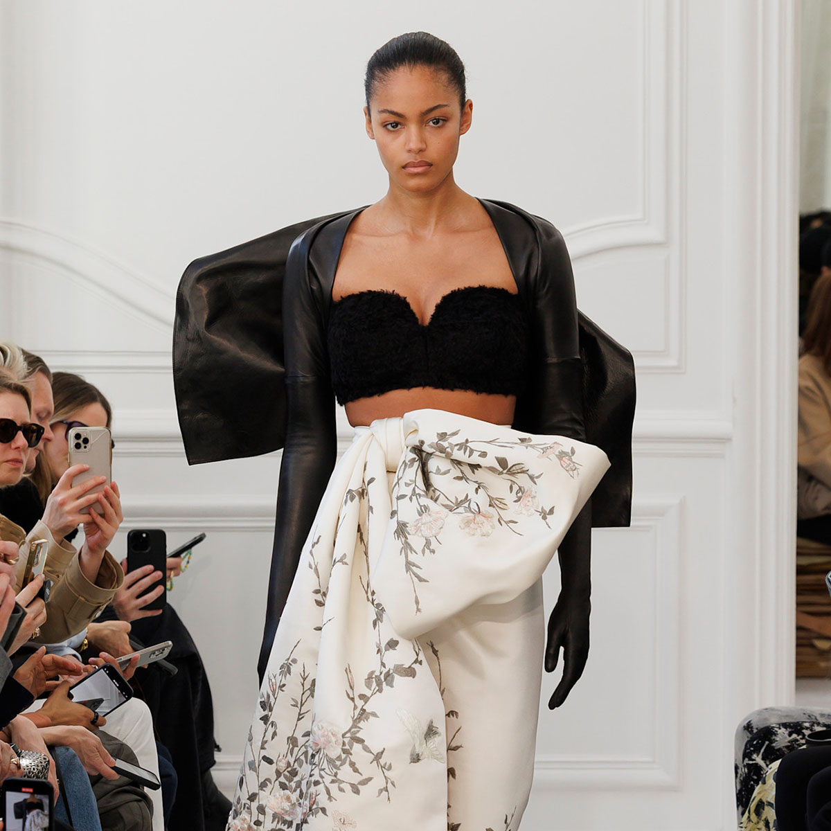 Feminine style on the fall/winter 2025 runway